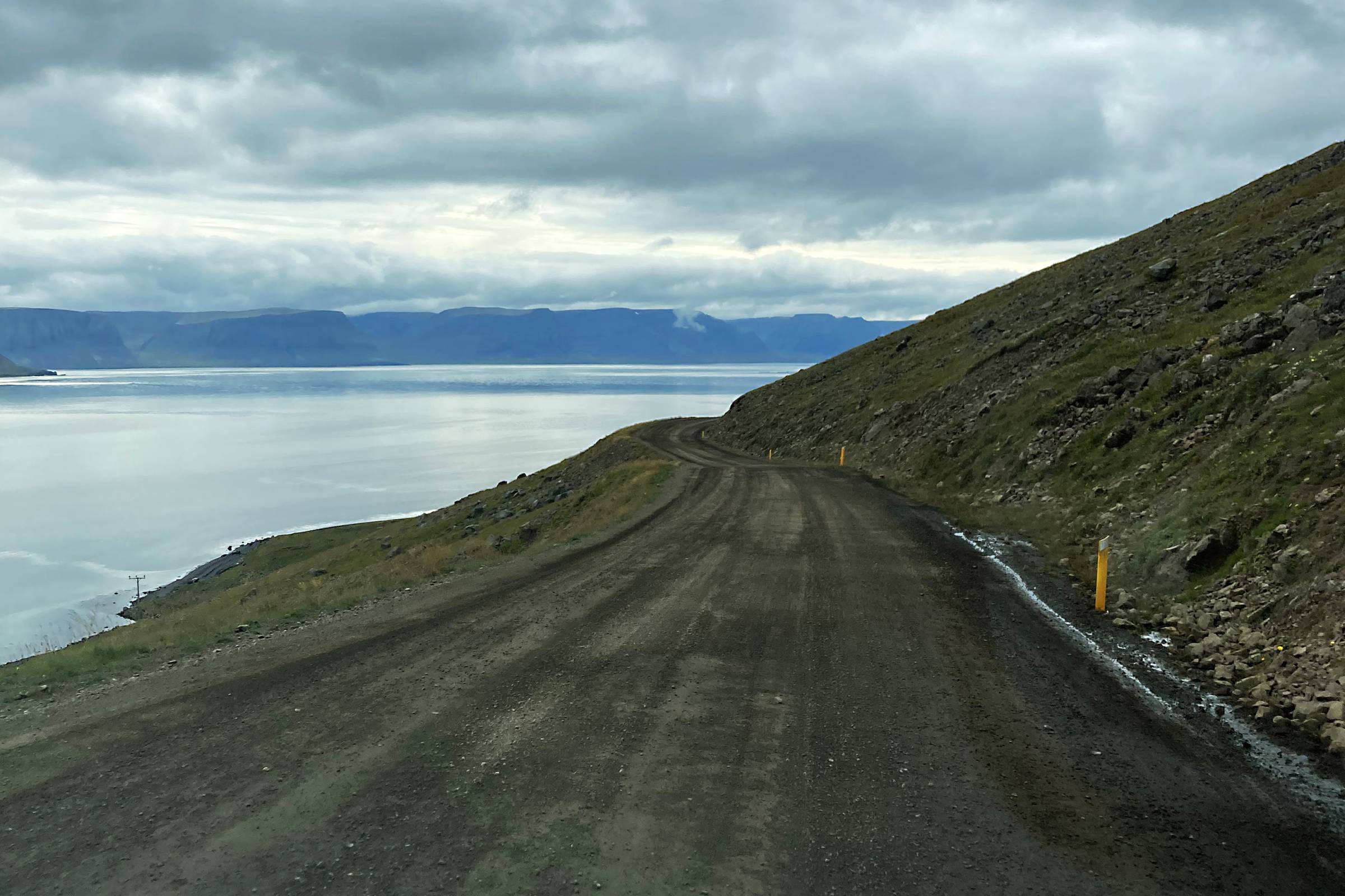 Straße in den Westfjorden