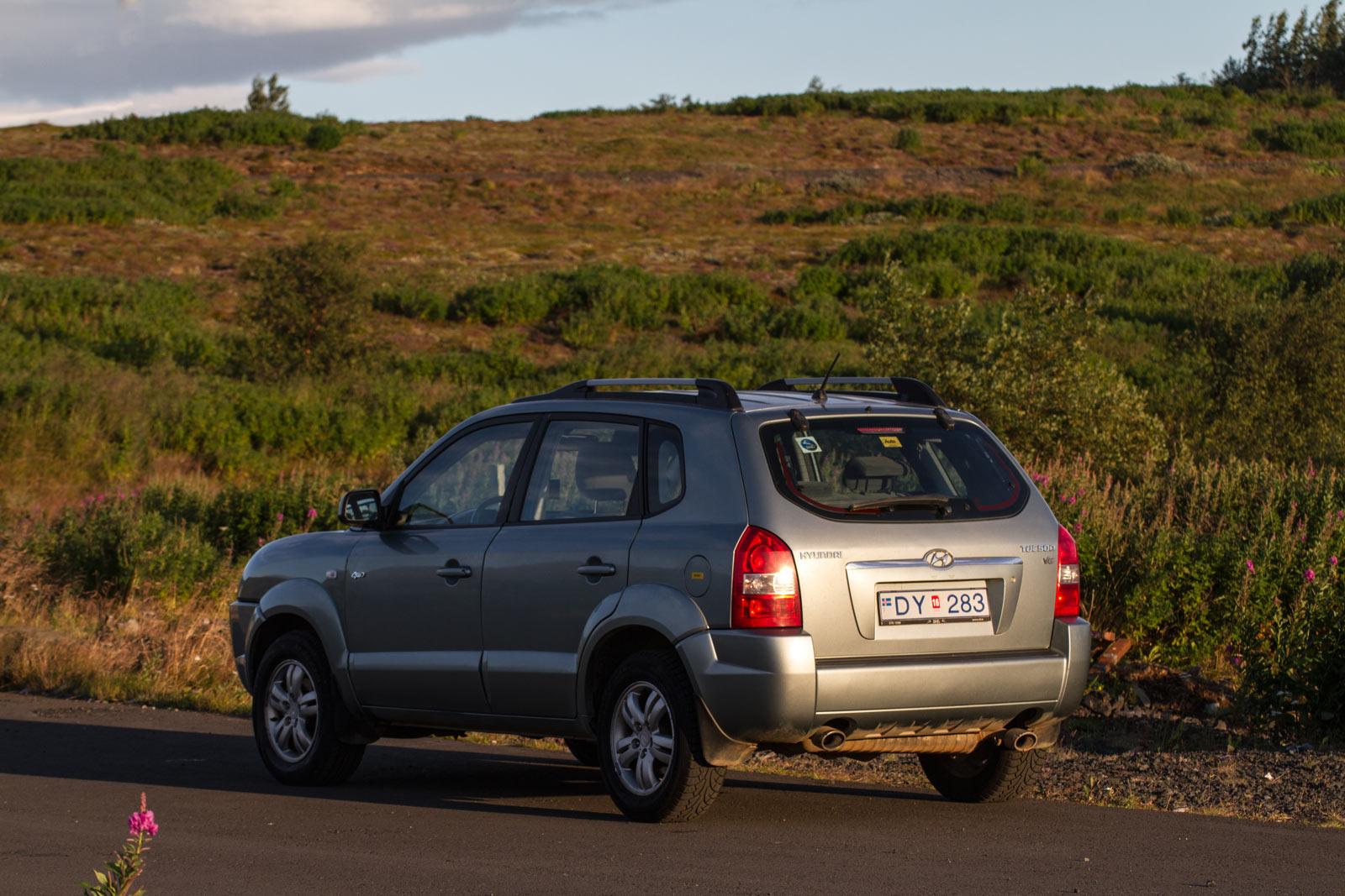 Keflavík, Reykjavík und das Esja Gebirge nightside